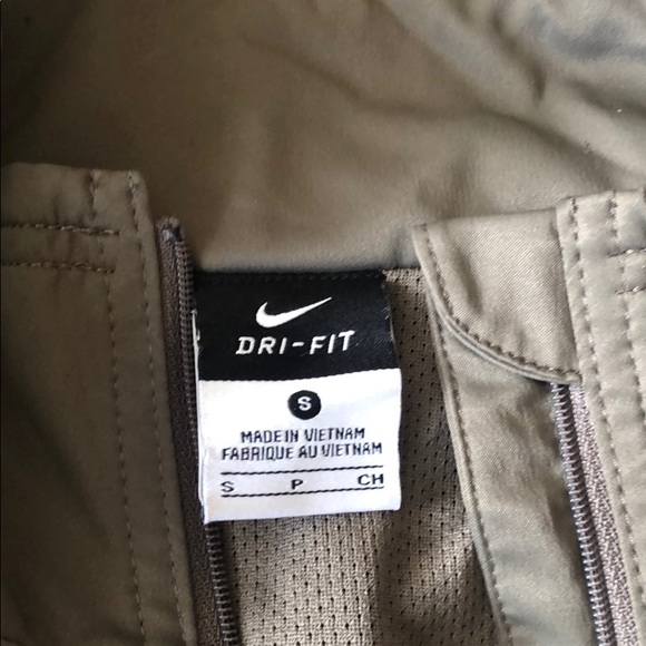 Nike Jacket - Picture 2 of 5